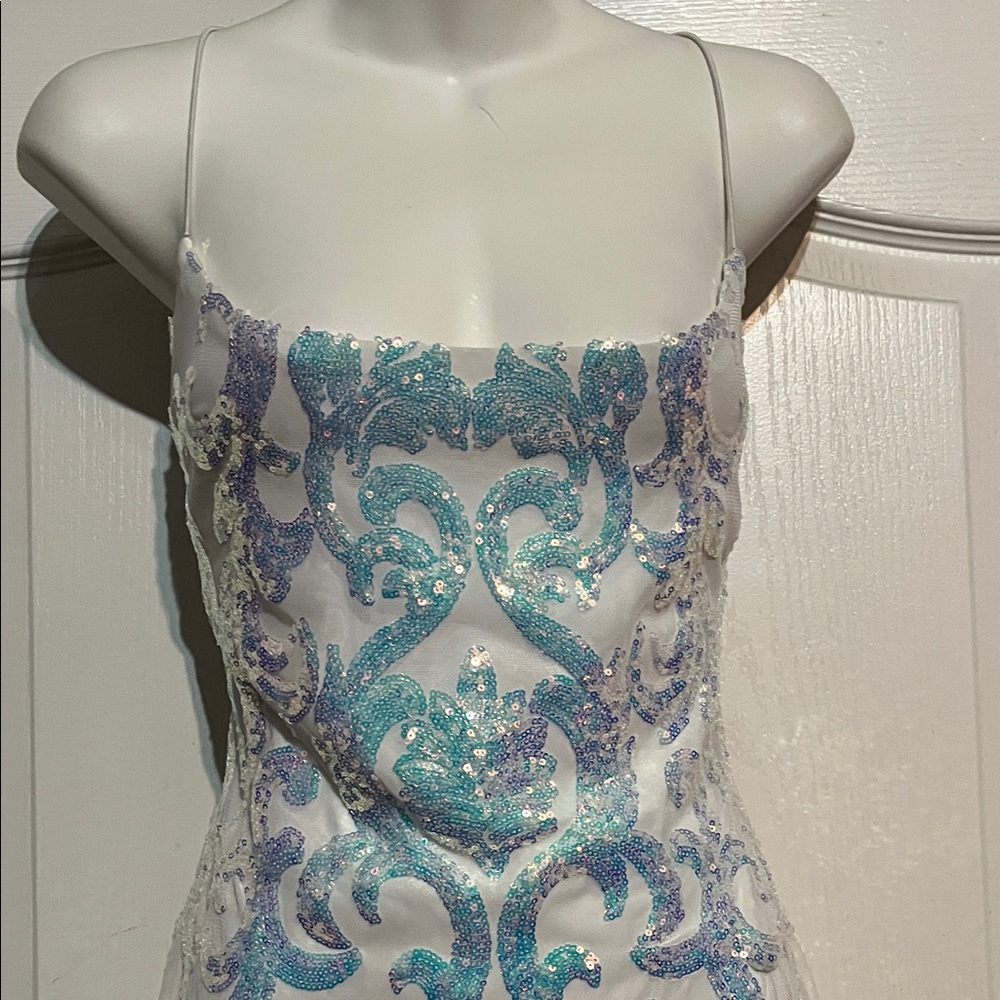 White Mini Dress with Blue Iridescent Sequin Detail Size M - Picture 2 of 7